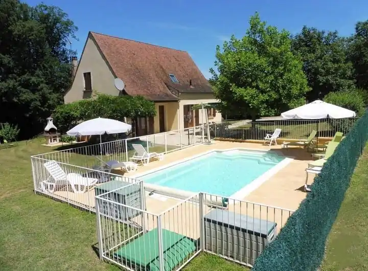 Maison 8 pièces 130 m² · à Carlux · 130 m² · 327 540 €