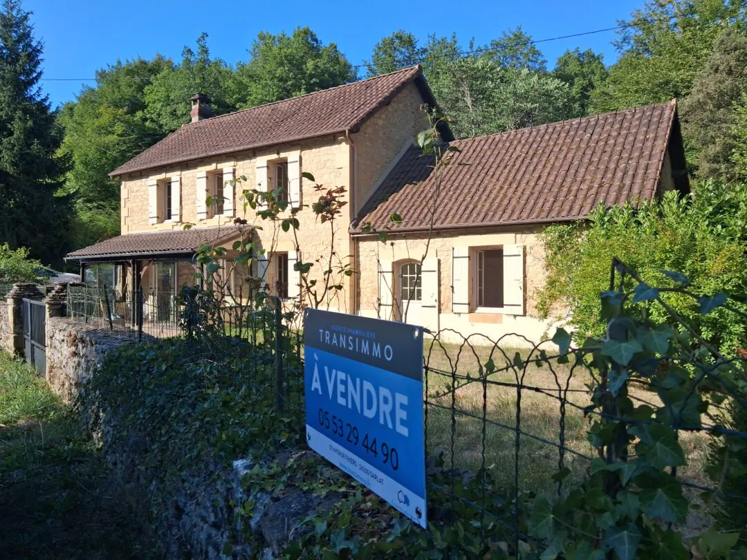 Maison 4 pièces 145 m² · à Saint-Just-Sauvage · 145 m² · 200 000 €